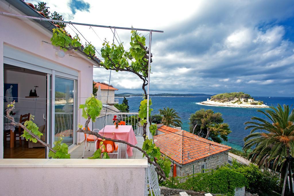 Apartments Bicanic Hvar Town Exterior foto